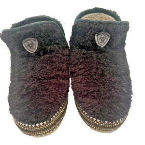 Ariat Women’s Bootie Slippers Sz M 7.5 - 8 BLK Fleece Wool Moccasin AR2238-001
